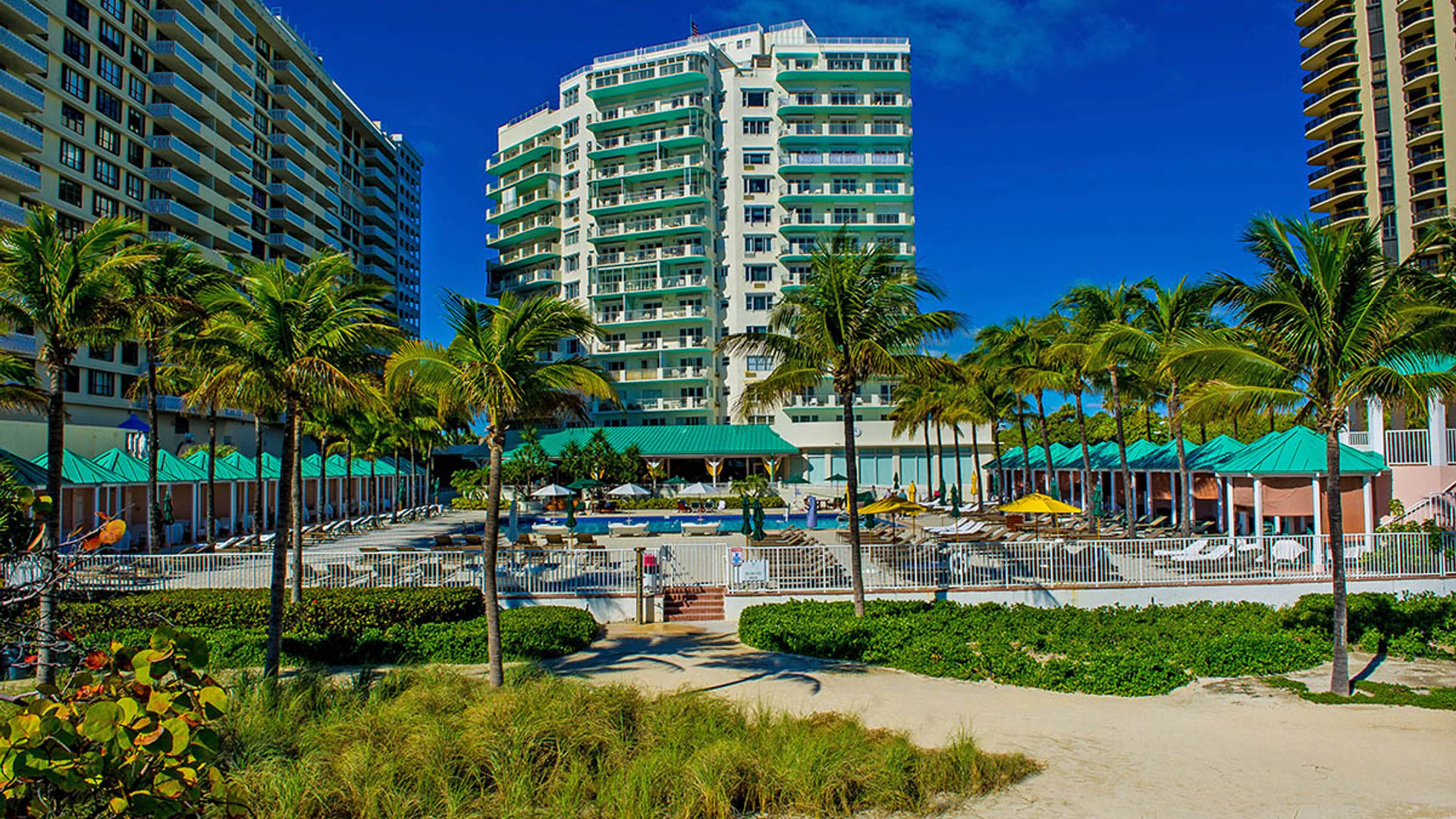 Sea View Hotel in Bal Harbour